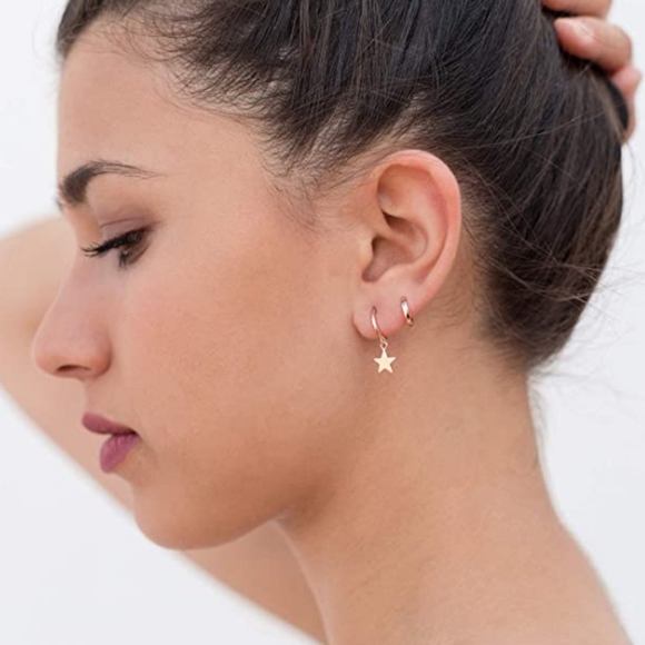 New Star Charms Hoop Earrings Gold Flutter Charm Design Summer Stars NWT - Picture 2 of 5